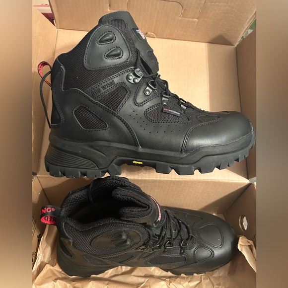 8690 - Red Wing Truhiker 6-Inch Waterproof Soft Toe Boot - Picture 1 of 6